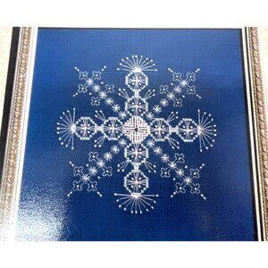 Simply Old-Fashioned Snowflake Shimmer V Cross Stitch Pattern